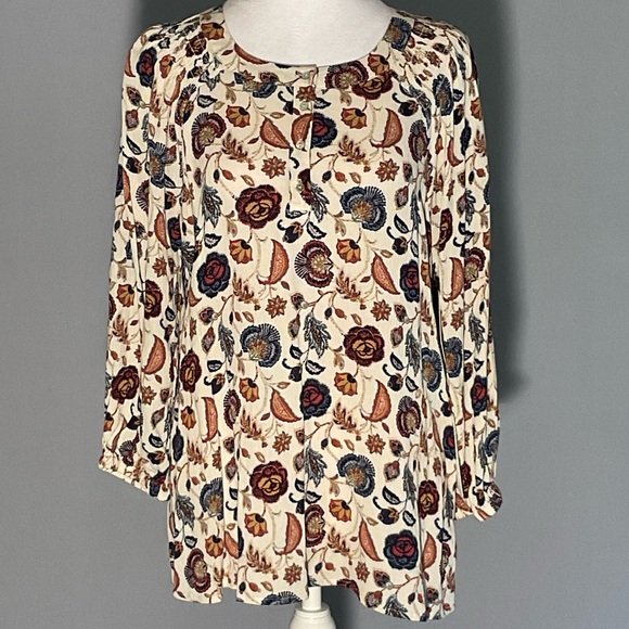 Olivia Grey Medium Long Sleeve Blouse Shirred Shoulders Rayon Fall Colors NWT - Picture 2 of 16